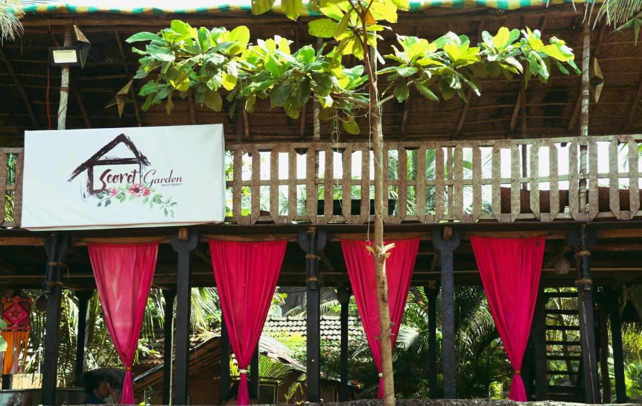 Secret Garden Arambol Hotel Exterior photo